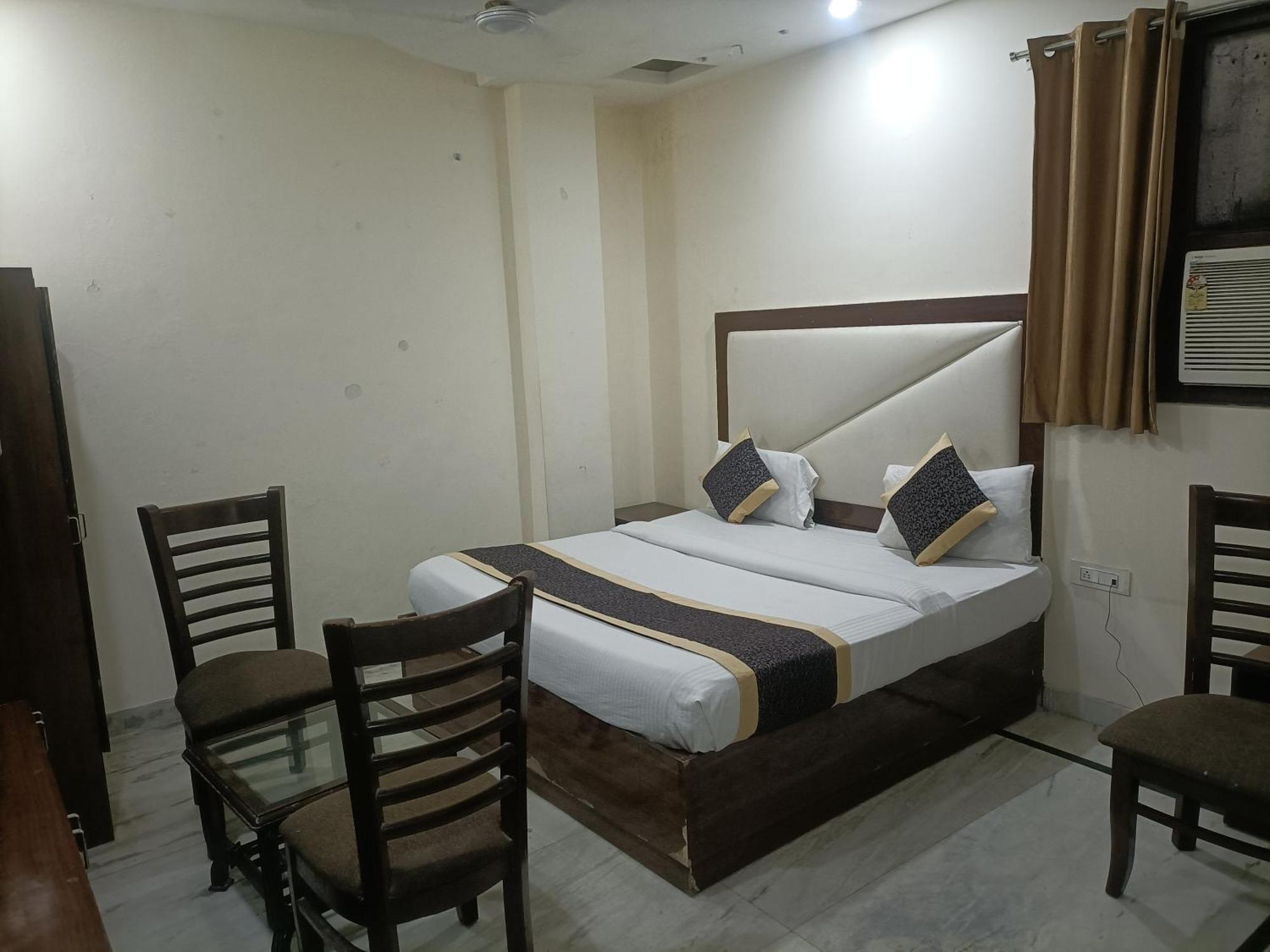 Hotel Grand Aerotech New Delhi Bagian luar foto