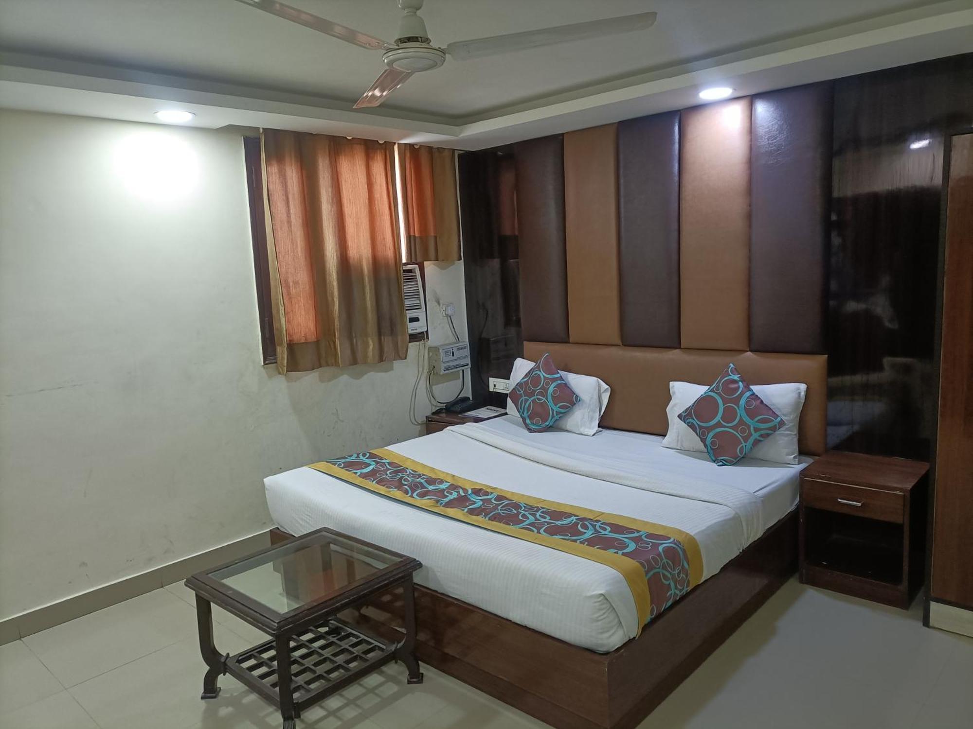 Hotel Grand Aerotech New Delhi Bagian luar foto
