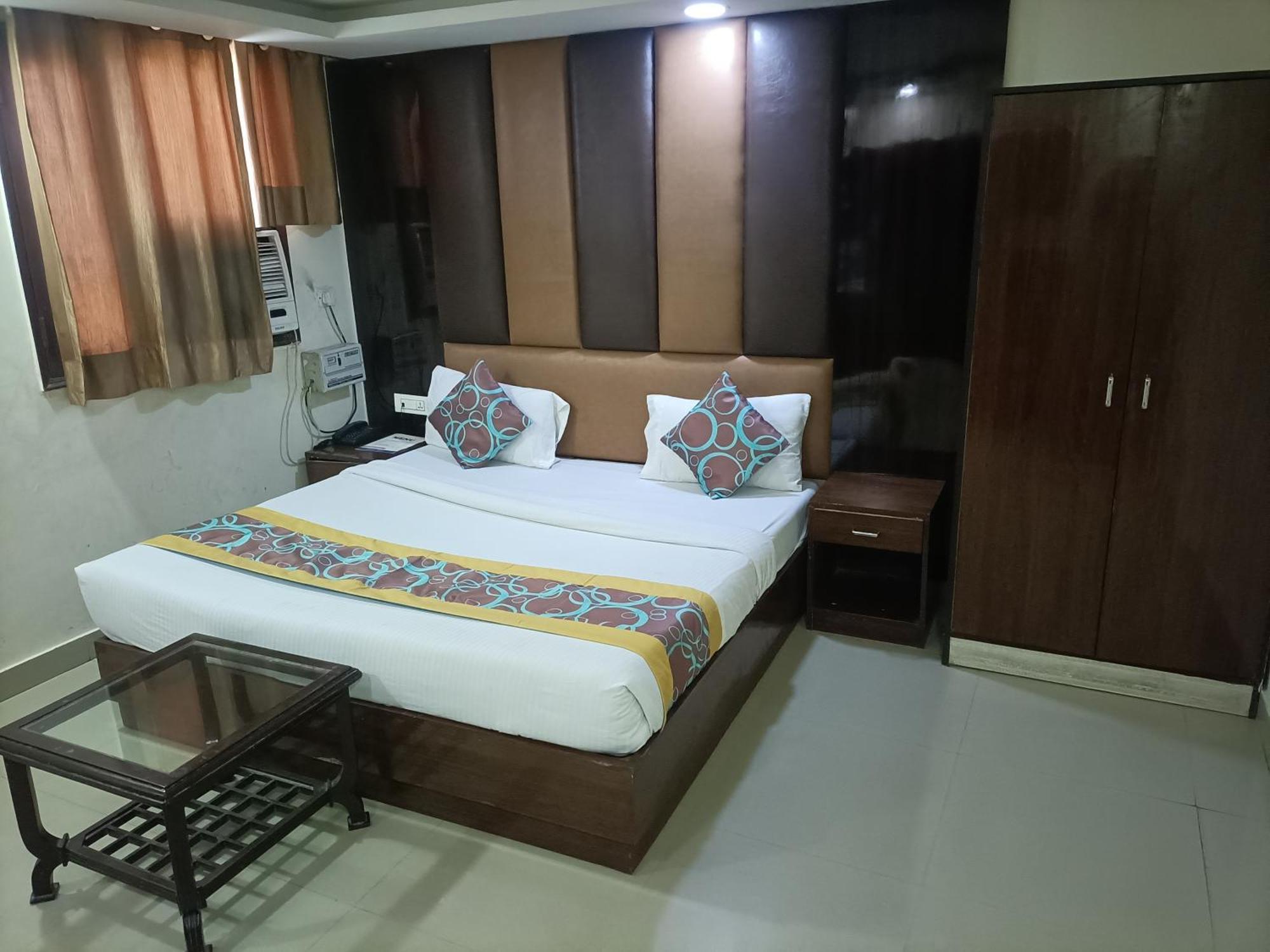 Hotel Grand Aerotech New Delhi Bagian luar foto