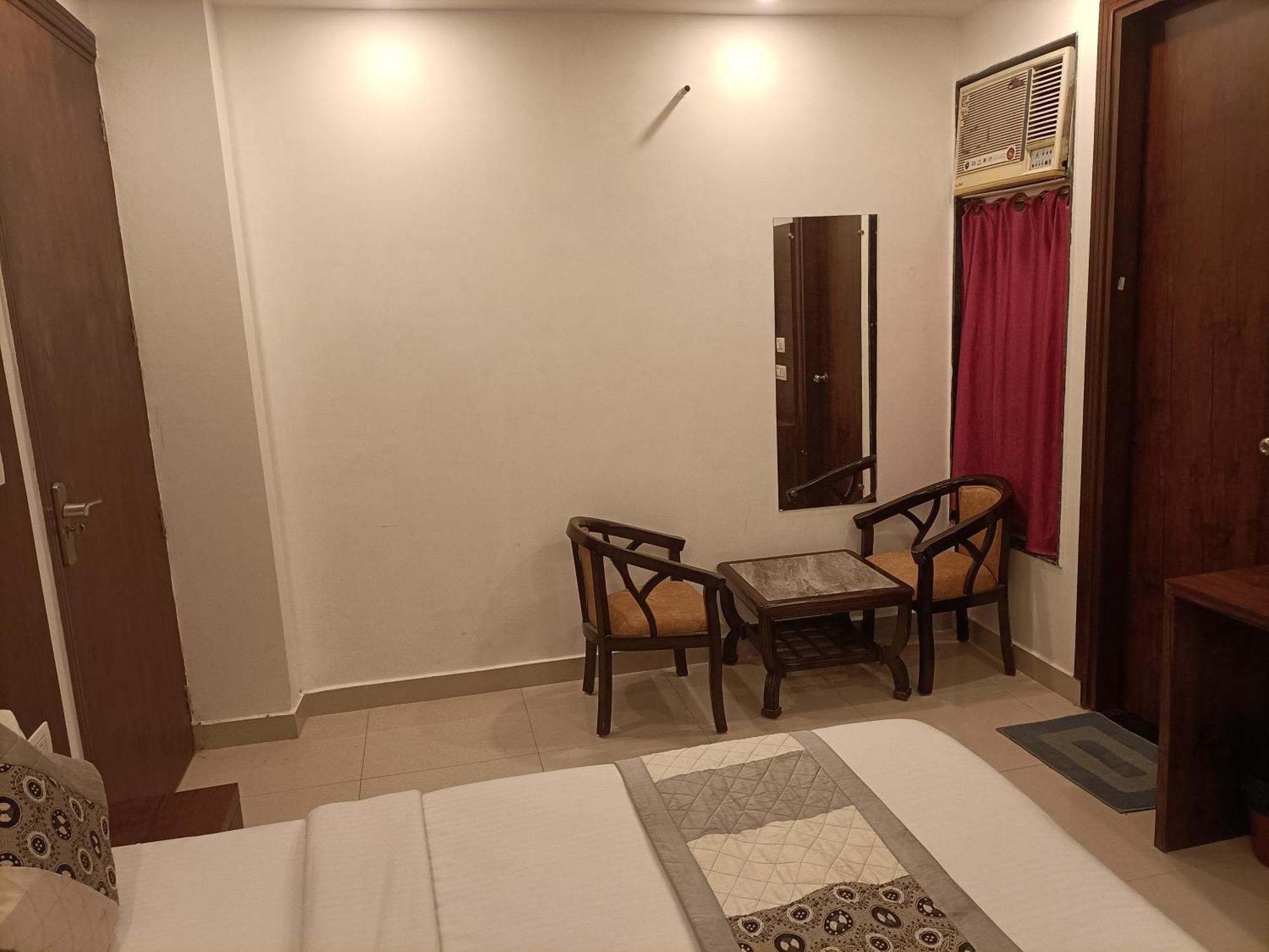 Hotel Grand Aerotech New Delhi Bagian luar foto