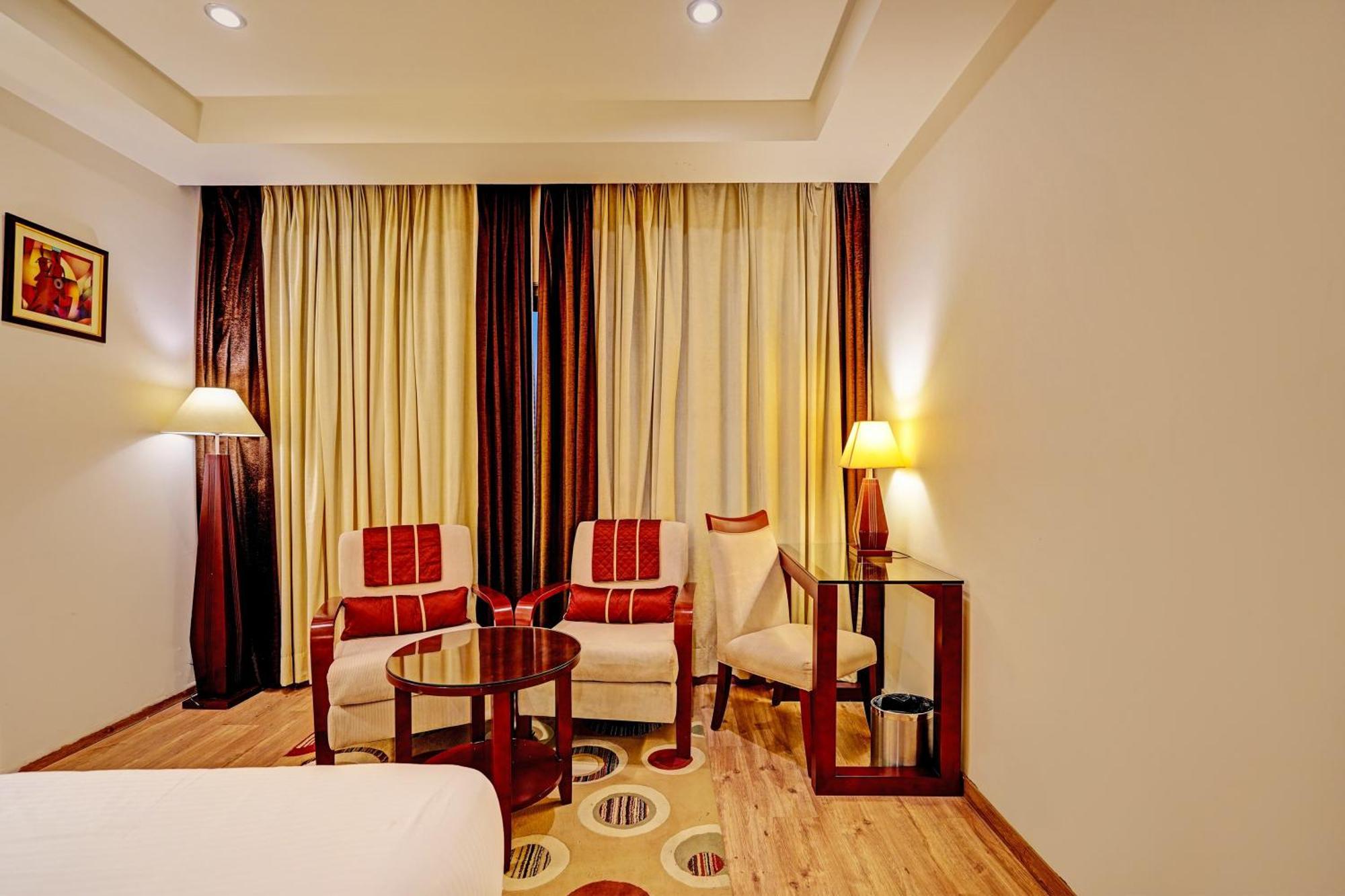 Hotel Grand Aerotech New Delhi Bagian luar foto